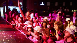 Izzy.00_03_50_19.Still017