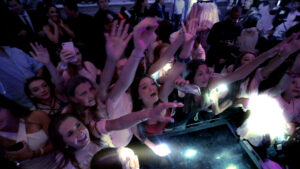 extended-highlight.00_04_57_12.Still011